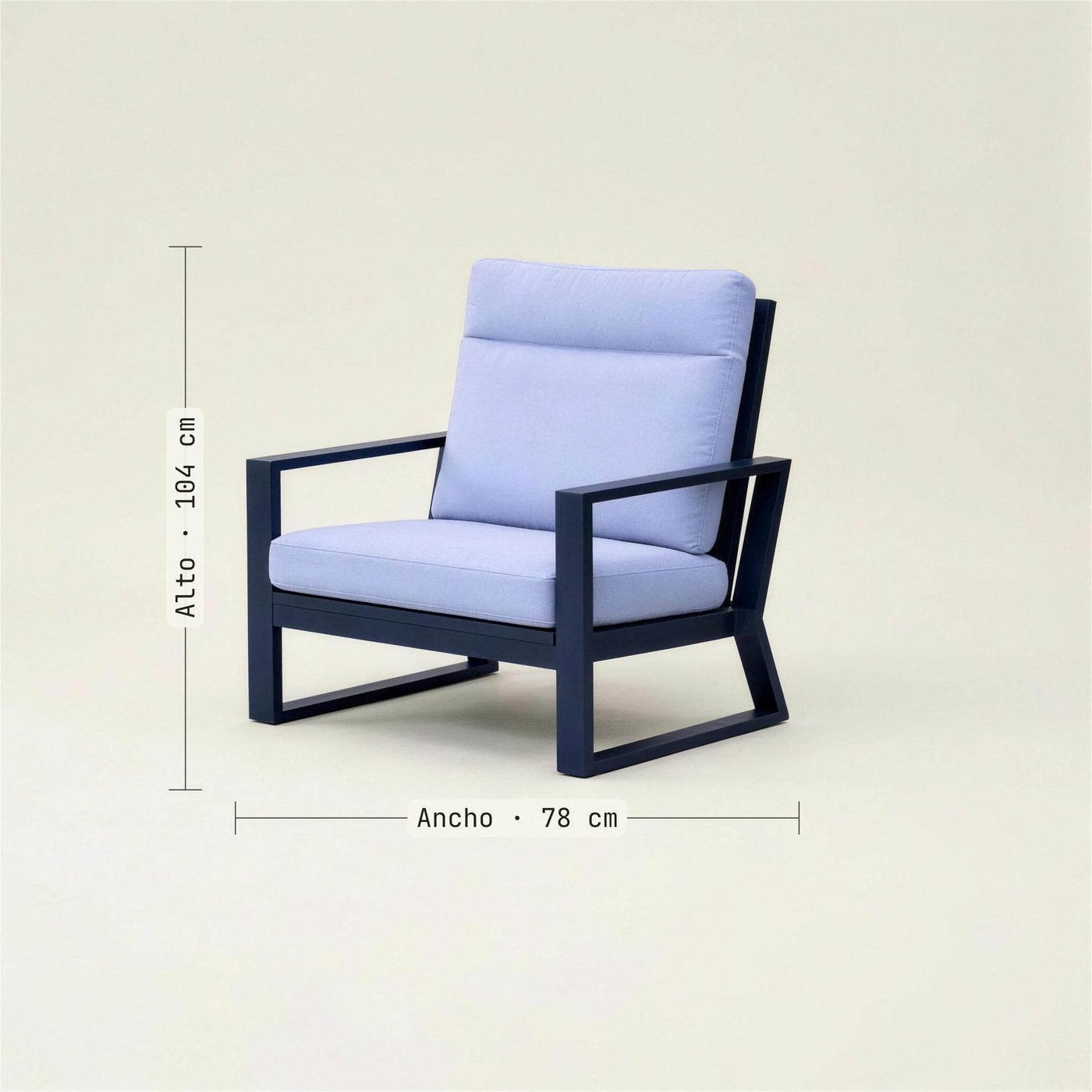 Medidas del sillon Bolonia XL segun el catalogo del fabricante: 78 cm de ancho y 104 de alto. Se vende solo el sillon
