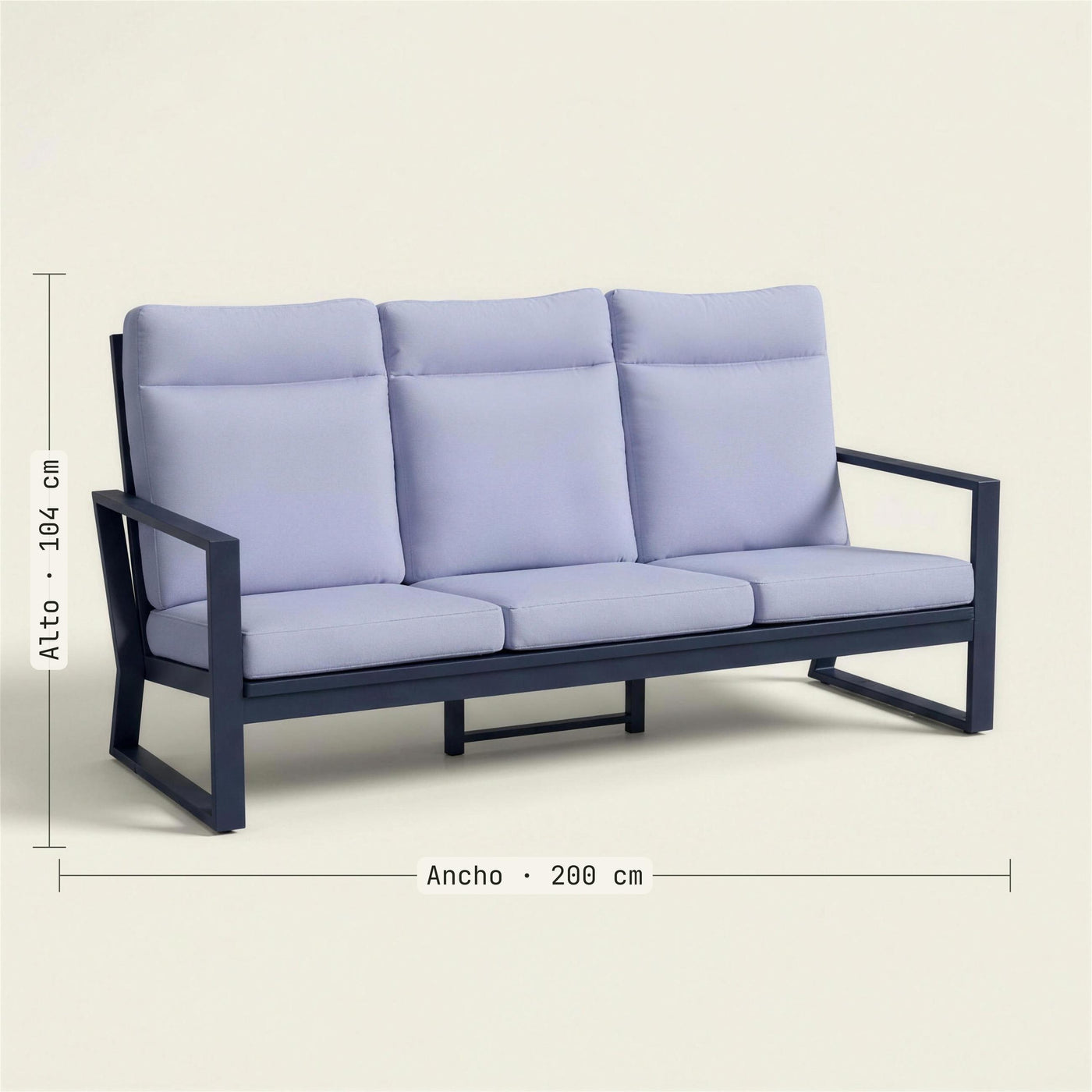 Medidas del sofa Bolonia XL de 3 plazas segun el catalogo del fabricante: 200 cm de ancho y 104 de alto. Se vende solo el sofa