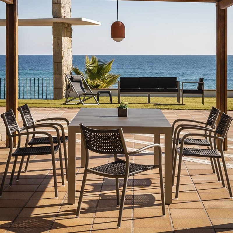 Mesa extensible exterior aluminio · HPL · Atlanta