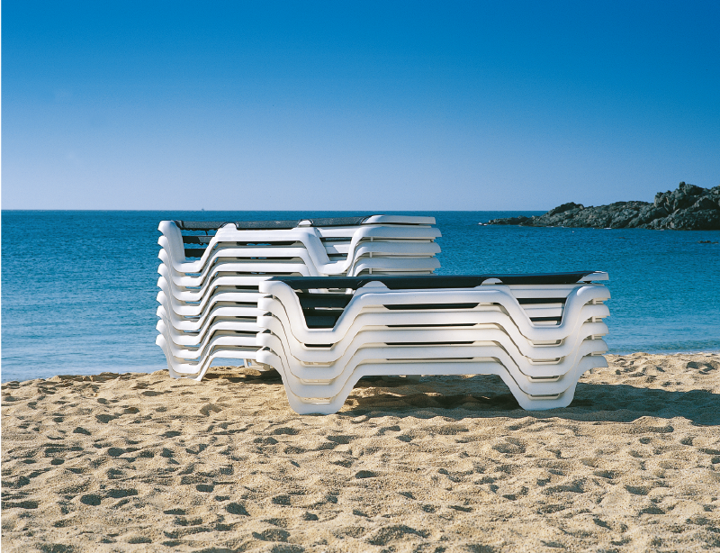 Tumbona exterior resina playa · 75 cm tela · Lola