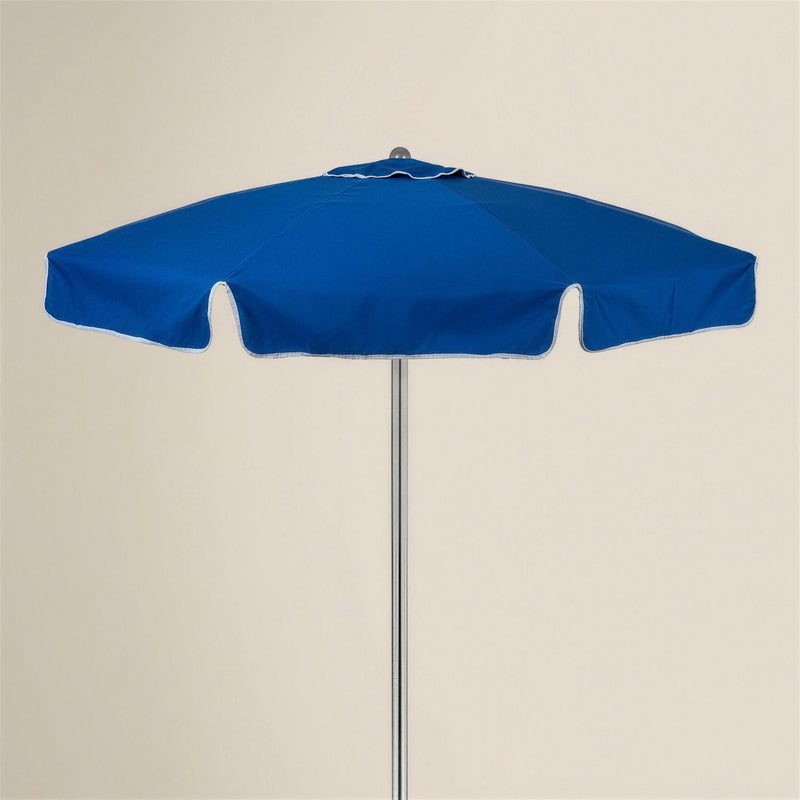 Parasol redondo de exterior Pamela de 200 cm en tejido acrilico azul, con mastil de aluminio, sobre fondo neutro. El pie se vende por separado