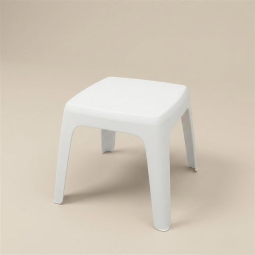 Mesa auxiliar de exterior Eva Pro Mini de 48x48 cm en resina blanca, con tablero completamente liso, sobre fondo neutro