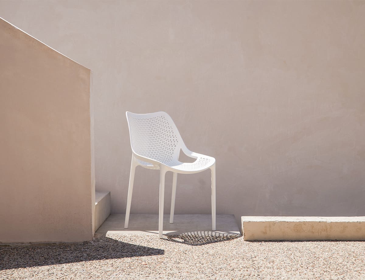 Silla exterior resina apilable · Selva